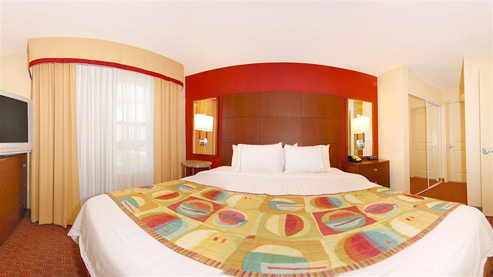 Residence Inn By Marriott Newport Middletown Exterior photo